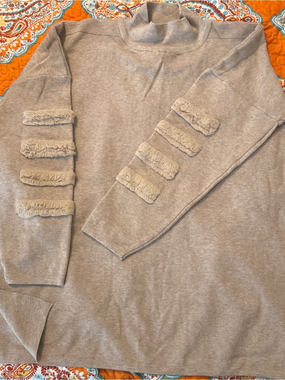 Clichè Cream Mock Neck Sweater with Sleeve Ruffle Detail